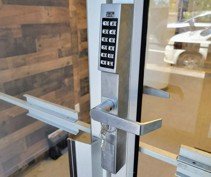 commercial locksmith